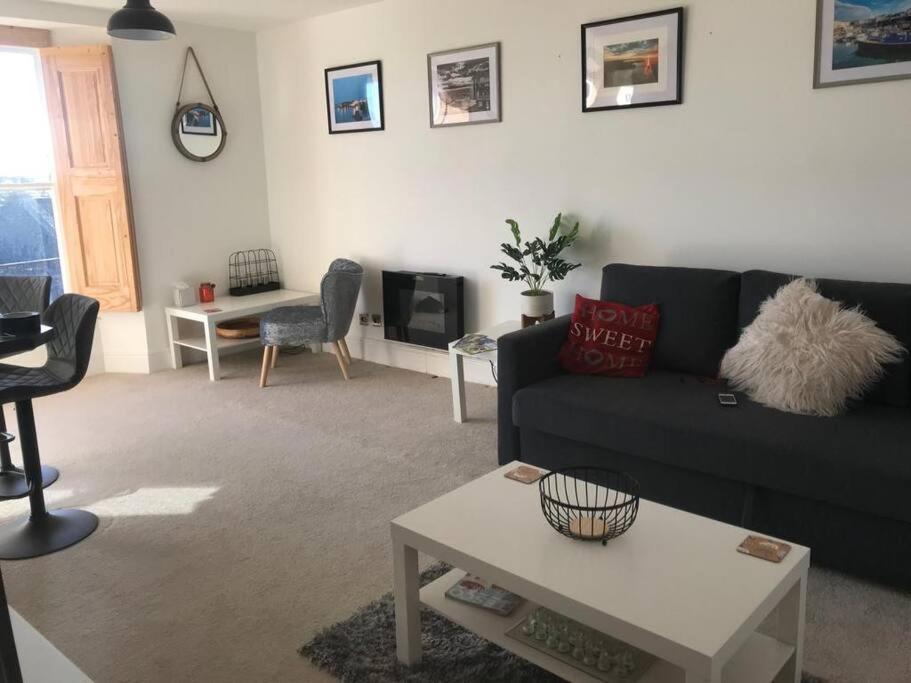 Caldey View Apartment Tenby Exterior photo